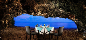 12 Best Romantic Dining Experiences in Bali