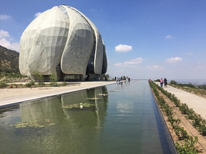 Everything you need to know before visiting the Bahai temple
