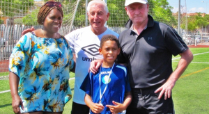 Liverpool Legends rammer plet med unge fodboldspillere i Alicante
