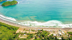 Meet Venao - The beach of the surfers of Panama