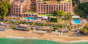 Top 10 Hotelii
