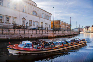 Canal Cruise with Guide
