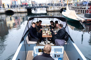 Copenaghen: tour privato in barca di 1,2,3,4,5 ore con capitano