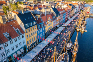 Copenhagen Old Town, Nyhavn, Canal Walking Tour & Christiana