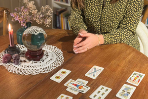 Tarot Reading Session