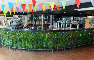 Generator Pétanque & Shuffleboard Bar