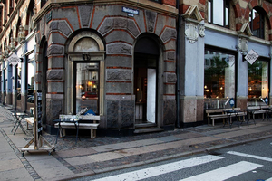 Gin Bar