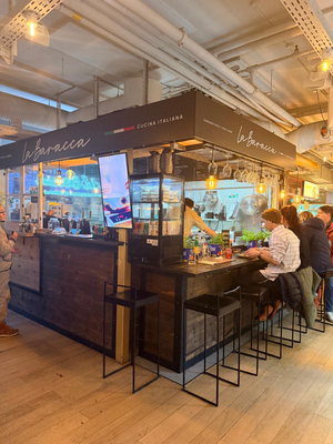 La Baracca Tivoli - Food Hall