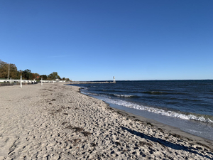 Parking - Klampenborg Beach and station