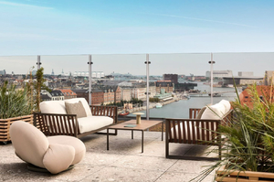 ROOF - Bar & Lounge