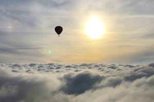 Barcelona: Pre-Pyrenees Hot Air Balloon Tour & Pickup Option