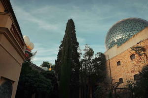 Figueres: bilet do Teatru-Muzeum Dalego i audioprzewodnik + spacer po mieście