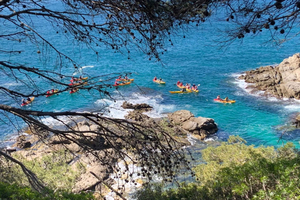 Lloret de Mar: 3-Hour Kayak and Snorkel Tour on Costa Brava