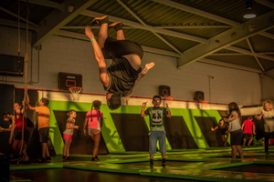Lloret de Mar: inngang til trampolineparken og ballbassenget