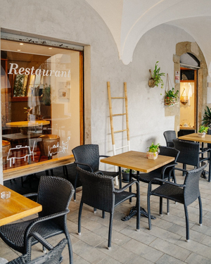 Bar Restaurant El Cafè De La Plaça