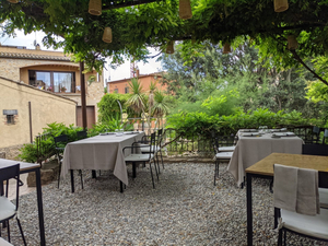 Saó Restaurant by Vicenç Fajardo