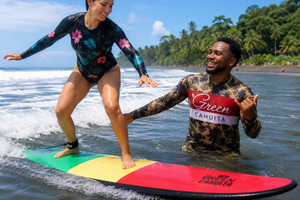 Cahuita: Learn to surf | Small groups + tropical fruit