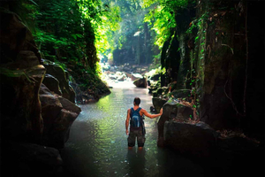 Bahía Drake: Aventura de Senderismo por la Selva y Barranquismo con Almuerzo