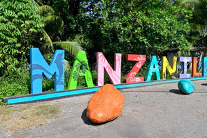 Epic Manzanillo Combo Tour: Snorkel, Dolphins & Farm Tour