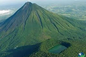 Explore 4 Days, 3 Volcanoes, 4 Beaches, All Inclusive