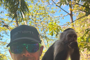 From Jacó: Monkey Encounter, Crocodile Bridge, & Lunch