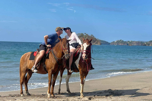 Guanacaste: tour privato in quad e a cavallo fino a Playa Conchal