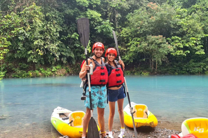 La Fortuna: Rio Celeste Kayaking Adventure with Snacks