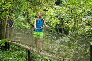 Manuel Antonio: Rainmaker Park Bridge & Waterfall Tour