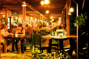 Azul Bar & Grill