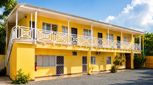 Casa Amarilla Guest House