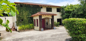 Casa Mia Beachfront Villa