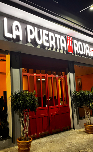 La Puerta Roja