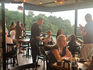 Mangata Restaurant Manuel Antonio (Fusión Peruana)