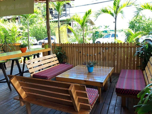 Manuel Antonio Falafel Bar