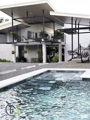 Nomad Living Hotel