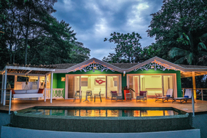 Tortuga Lodge