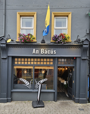 An Bácús