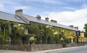 Dunraven Arms Hotel