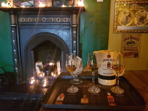 Lucas Bar