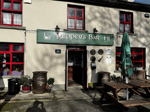 Pepper's Bar & Restaurant