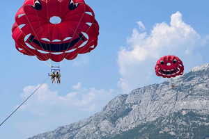 Baška Voda: Parasailing flight over Adriatic sea