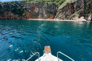 Omvisning med båt Avslappende tur på Vrbnik-kysten