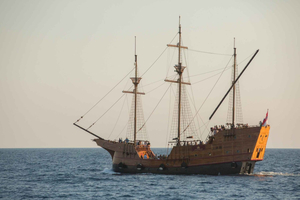 Dubrovnik: Karaka - Game of Thrones Cruise & Walking Tour