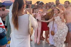 Dubrovnik: Sunset Boat Party with DJ & Blue Lagoon Swim Stop