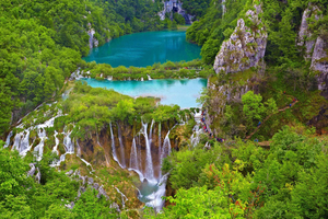From Split: Transfer to Zagreb with Stop at Plitvice Lakes
