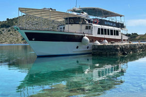 From Zadar: Kornati 3-Stop Boat Trip, Swim & Lunch Choice