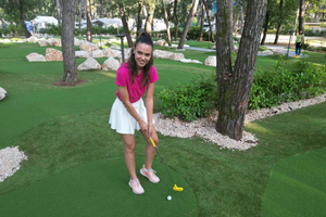 Jangalooz Adventure Park: Minigolf