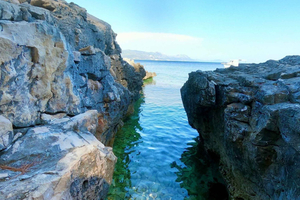 Korčula: Private Boat Tour to Hidden Bays with Lunch