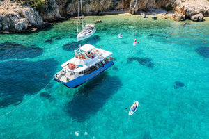 Krkin Golden Beach ja Plavnikin veneretki – uintia ja snorklausta