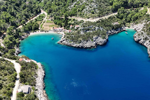 Makarska: Full Day Explore Brač and Hvar Islands Best Stops